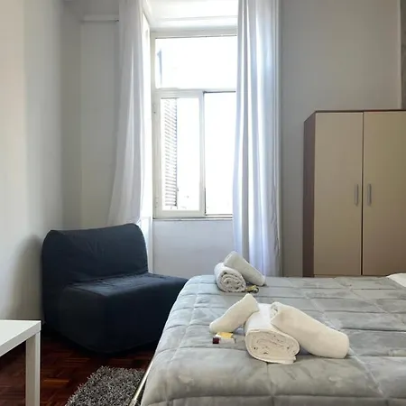 לינה וארוחת בוקר House Bamba Luxury 3*