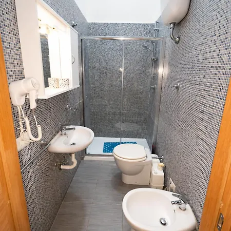 住宿加早餐酒店 Bamba Luxury Station 4*