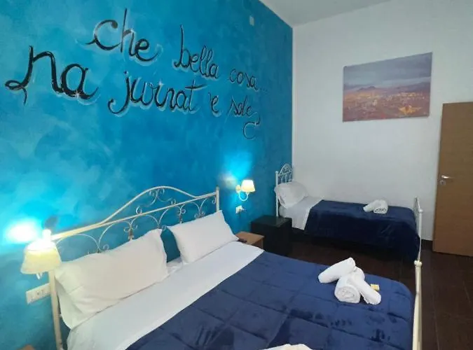 House Bamba Luxury 3* Neapel